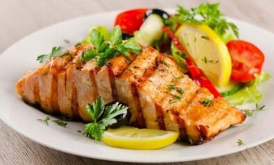 pregătirea mâncărurilor pentru o dietă cu proteine